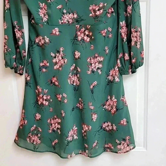 Madewell Marguerite Dress in Butterfly Garden Print - Picture 10 of 13